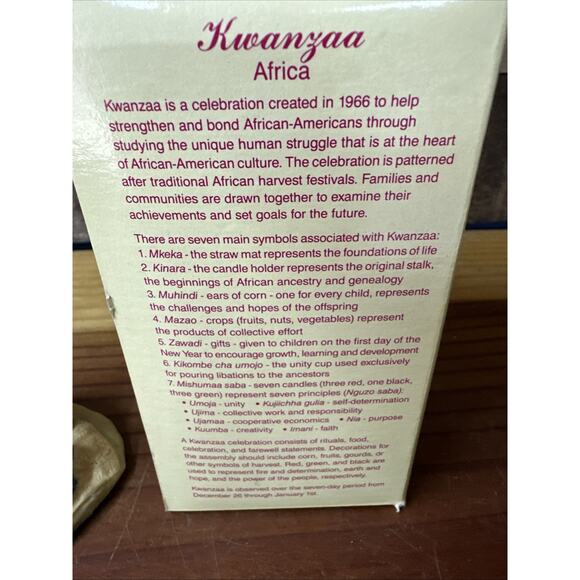 International Santa Claus Collection Kwanzaa Africa Figurine 1994 4.5" In Box - Picture 7 of 7